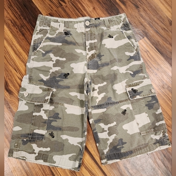 Dickies Other - Dickies Camo Cargo Skull and crossbones  Shorts